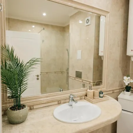 Grand Karavel - Luxury 1br + Parking Lejlighed *