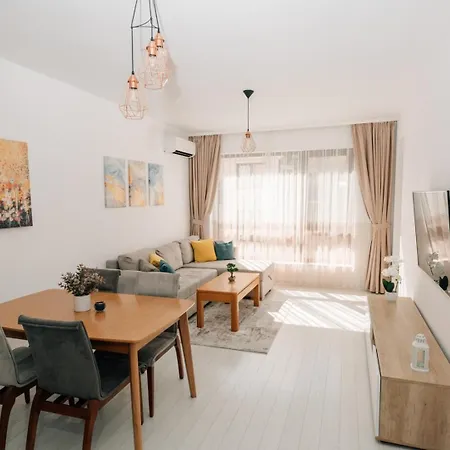 Grand Karavel - Luxury 1br + Parking Lejlighed *