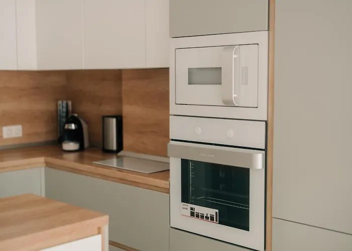 Grand Karavel - Luxury 1br + Parking