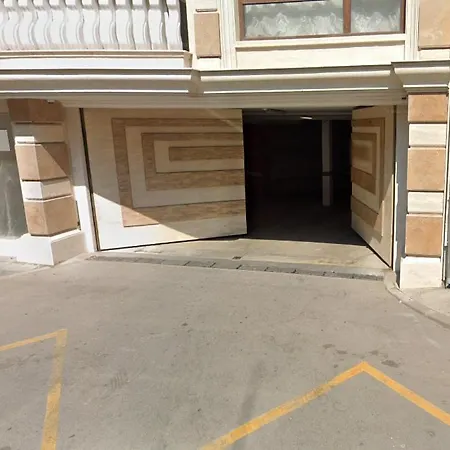 Grand Karavel - Luxury 1br + Parking Apartment Varna