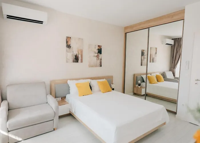 Grand Karavel - Luxury 1br + Parking